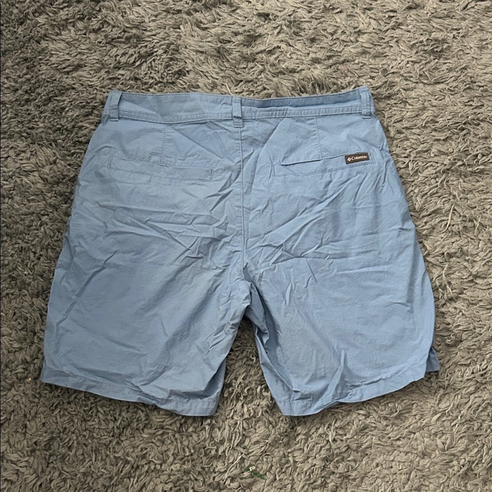 Columbia Men's Light Blue Casual Shorts